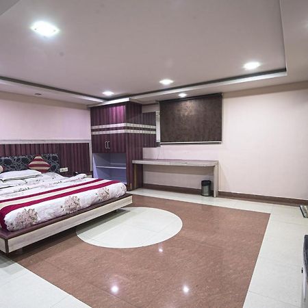 Hotel Shree Vinayak Palace بوبال المظهر الخارجي الصورة