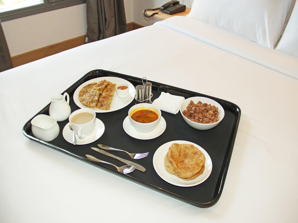 Hotel Shree Vinayak Palace بوبال المظهر الخارجي الصورة