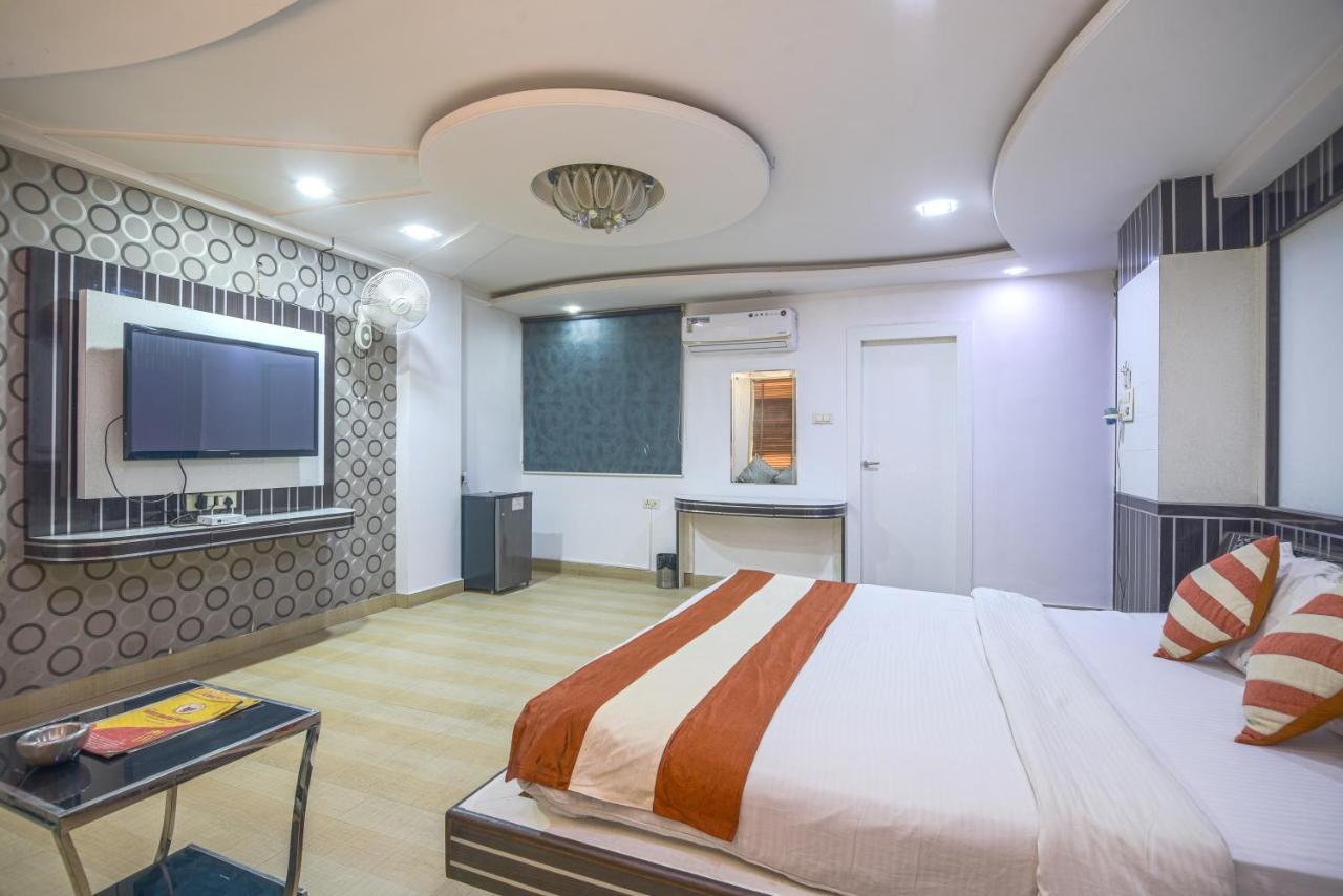 Hotel Shree Vinayak Palace بوبال المظهر الخارجي الصورة
